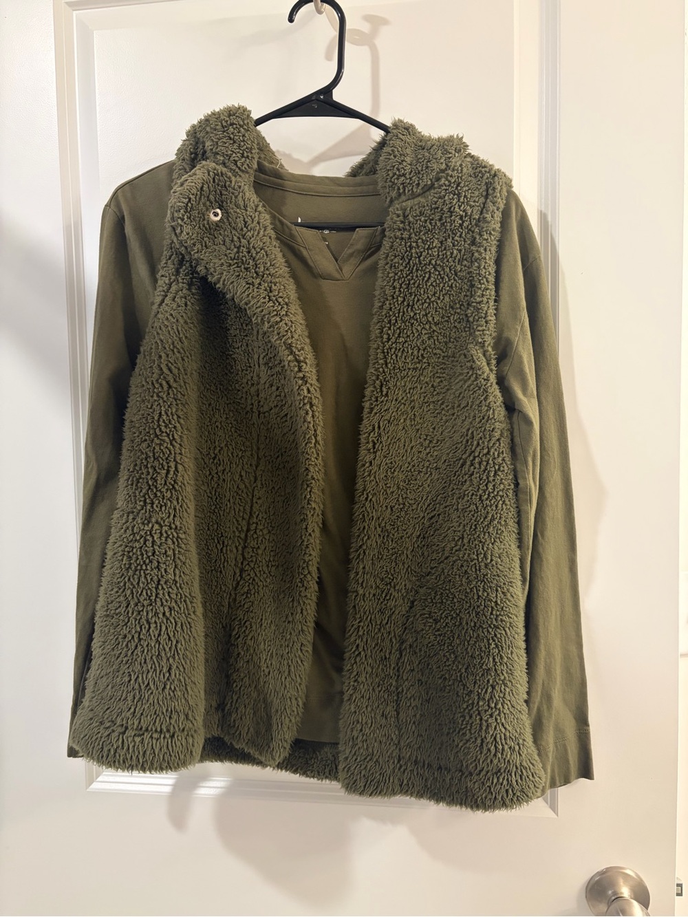 Olive Green Women's Sherpa Vest Jacket and Long Sleeve Top Set